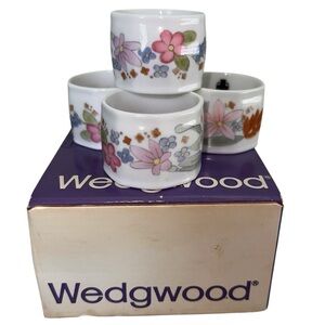 Wedgwood Set of 4 Napkin Ring Holders Meadow Sweet with Box Bone China Floral
